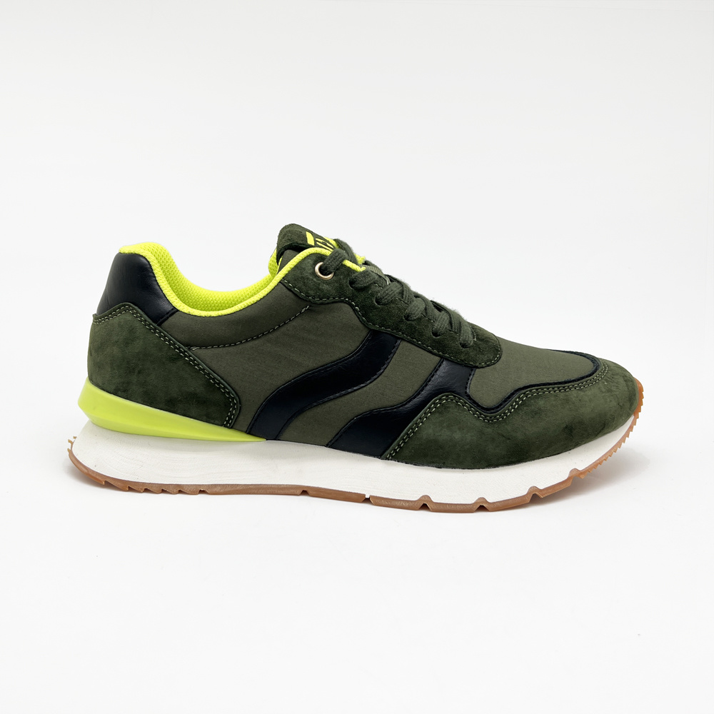Lightweight Comfortable Breathable Walking Sneakers